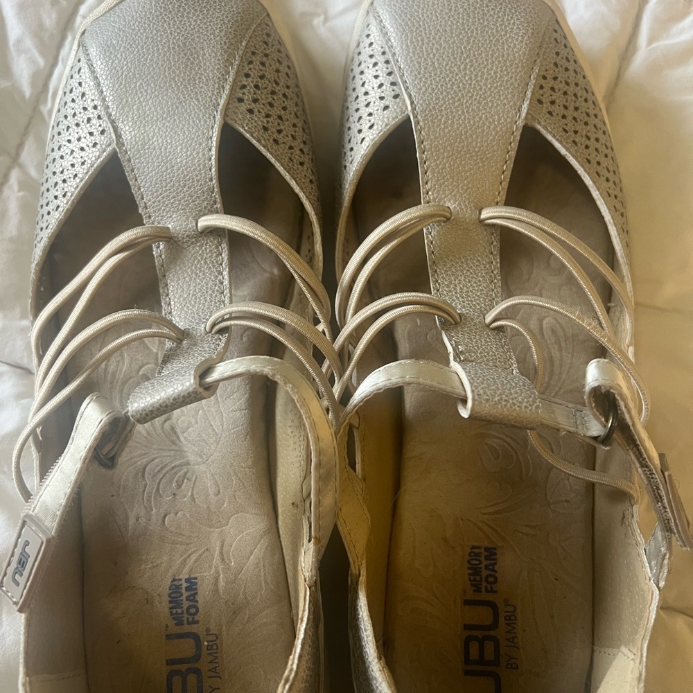 Jambu Women's Tan Loafers - Picture 5 of 6
